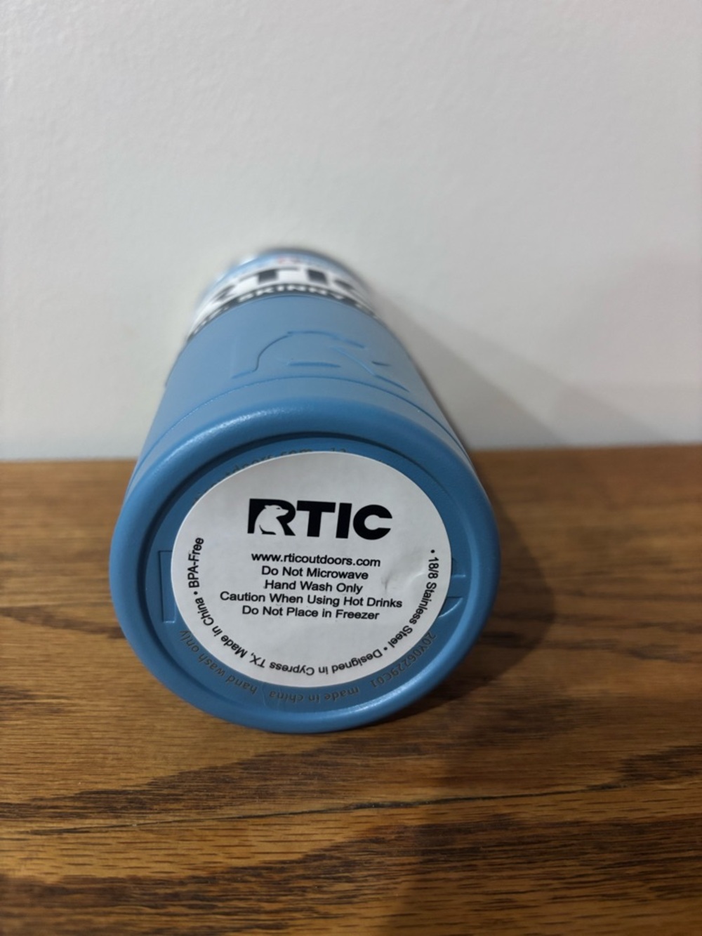 RTIC Insulated Slim Can - Picture 5 of 5